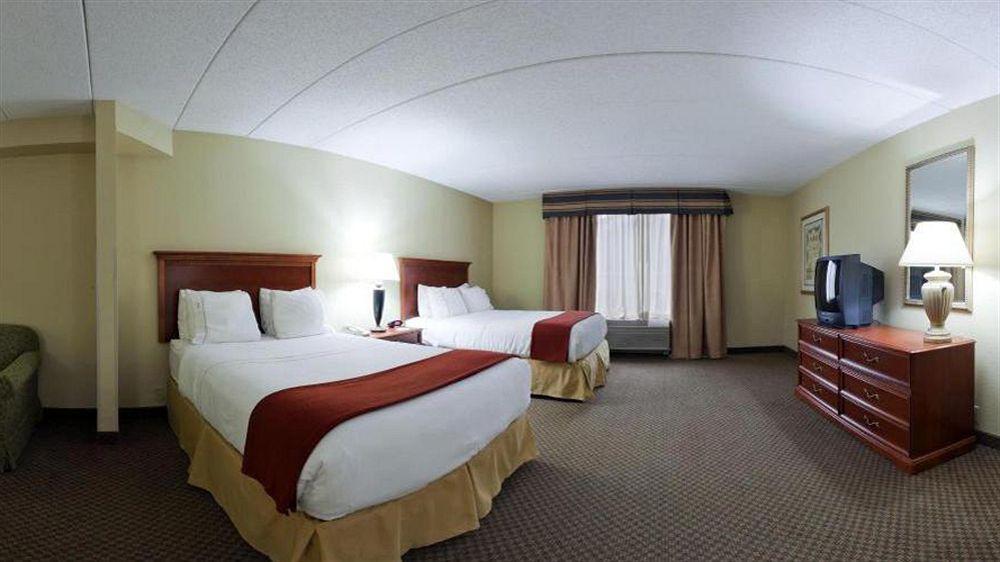 Holiday Inn Express Hotel & Suites Fort Wayne By Ihg Ellisville Exterior photo